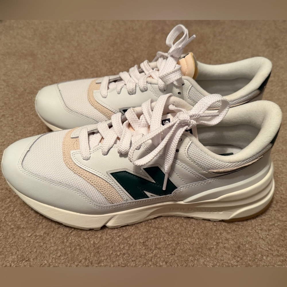 New Balance 997R